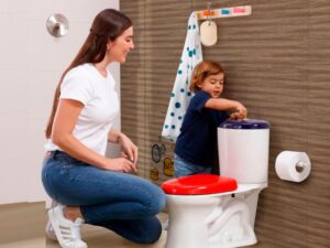 Cómo proteger a los niños de posibles accidentes en la hora del baño